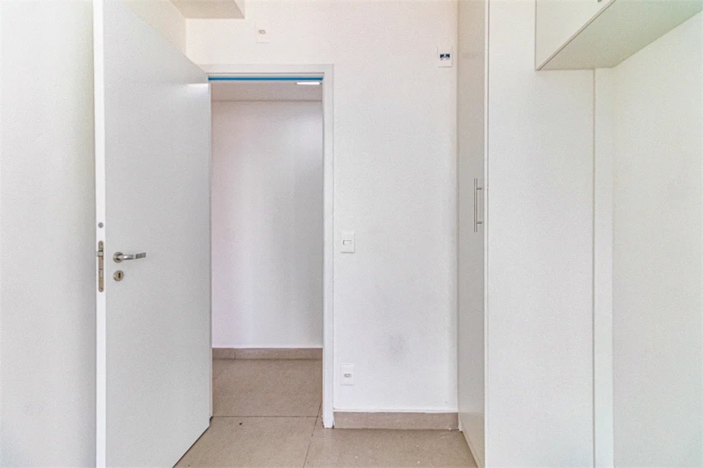 Apartamento à venda com 3 quartos, sendo 1 suíte, em Vila Anastácio, São Paulo, SP