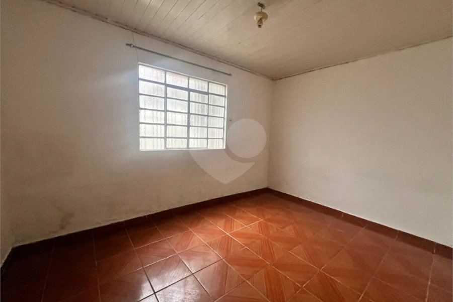 Casa à venda com 2 quartos em Vila Guarani, São Paulo, SP