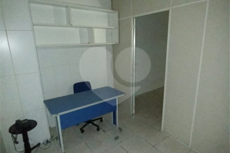 Sala à venda ou para alugar em Bangu, Rio de Janeiro, RJ