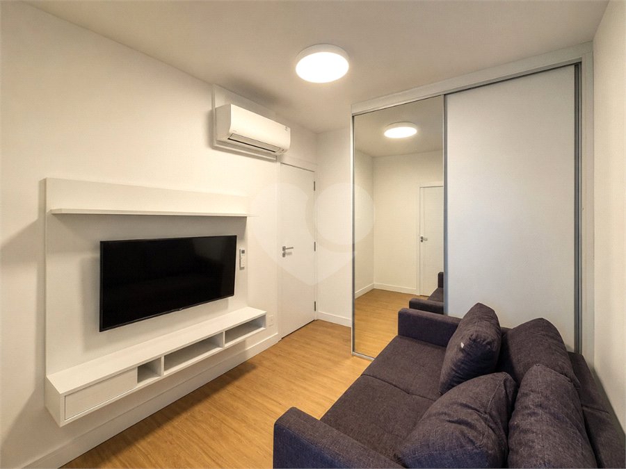 Apartamento à venda com 4 quartos, sendo 3 suítes, em Chácara Santo Antônio (zona Sul), São Paulo, SP