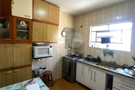 Casa à venda com 3 quartos em Vila Oliveira, Mogi das Cruzes, SP