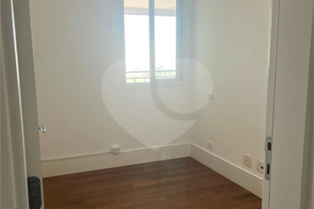 Apartamento para alugar com 3 suítes em Vila Olímpia, São Paulo, SP