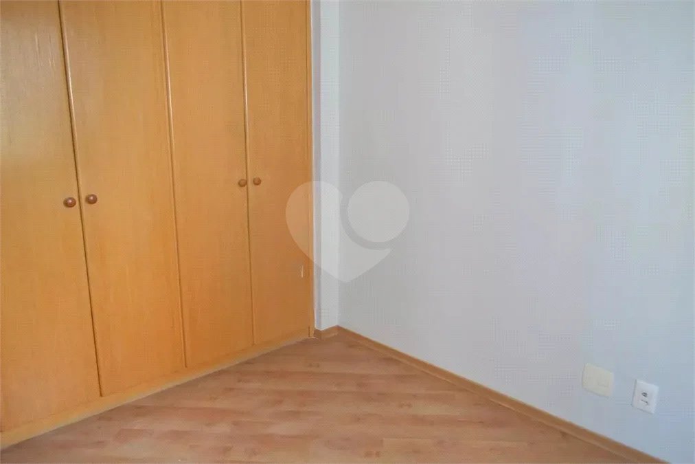 Apartamento à venda com 3 quartos, sendo 1 suíte, em Jardim Vila Mariana, São Paulo, SP