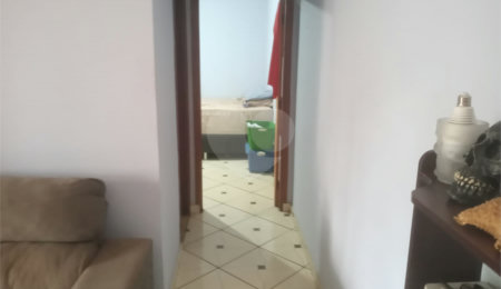 Casa à venda com 3 quartos em Vila Tito de Carvalho (vila Xavier), Araraquara, SP