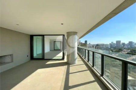 Apartamento à venda com 3 suítes em Itaim Bibi, São Paulo, SP