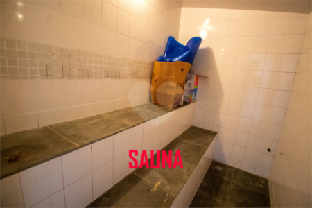 Casa à venda ou para alugar com 4 quartos, sendo 1 suíte, no Centro, São Roque, SP