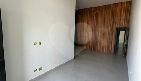 Casa Térrea à venda com 3 quartos, sendo 1 suíte,  em Jardim do Lago, Atibaia, SP