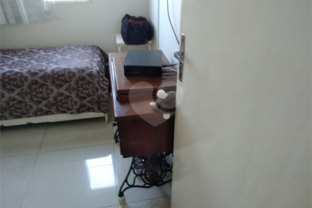 Apartamento à venda com 3 quartos, sendo 1 suíte, em Parque Santana, Mogi das Cruzes, SP