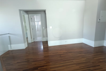 Casa à venda com 4 quartos, sendo 2 suítes, no condomínio Terras de Santa Adélia, Vargem Grande Paulista - SP