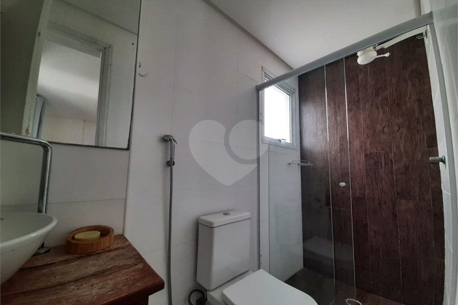 Apartamento à venda com 2 quartos, sendo 1 suíte,  no Centro, Mongaguá, SP