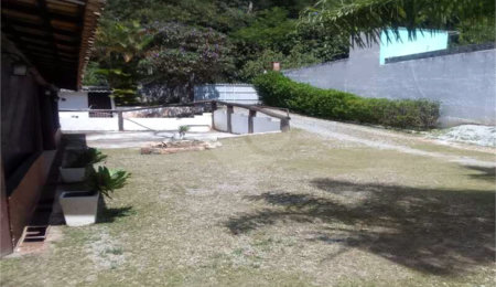 Casa à venda com 6 quartos, sendo 3 suítes,  no condomínio Residencial Jardins de Mairiporã I, Mairiporã - SP