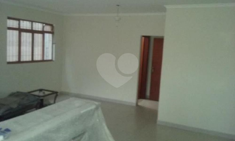 Sobrado à venda com 4 quartos, sendo 1 suíte, em Santana, São Paulo, SP