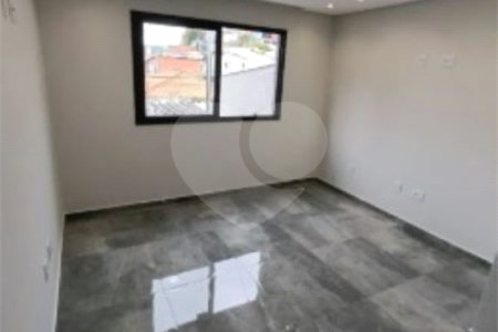 Sobrado à venda com 3 quartos, sendo 1 suíte, em Vila Marina, São Paulo, SP
