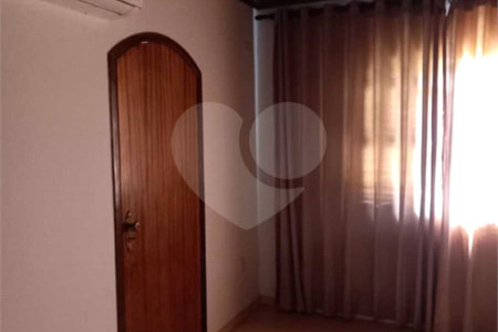 Casa à venda com 4 quartos, sendo 1 suíte, em Parque Jataí, Votorantim, SP