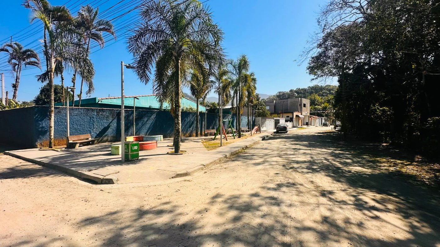 Casa com 3 dormitórios à venda, 259 m² por R$ 450.000,00 - Caruara - Santos/SP