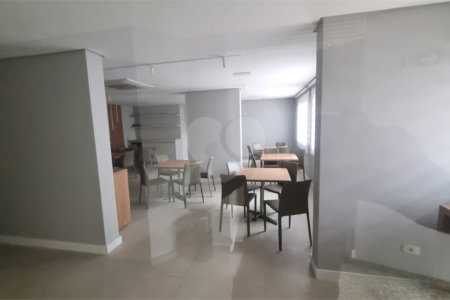 Apartamento à venda com 3 quartos, sendo 1 suíte,  em Indianópolis, São Paulo, SP