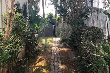 Casa à venda com 4 quartos, sendo 1 suíte, em Vila Cordeiro, São Paulo, SP