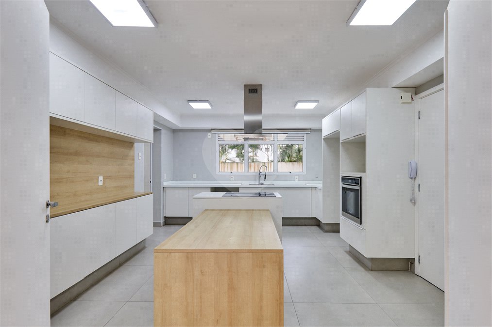 Apartamento à venda com 4 quartos, sendo 3 suítes, em Granja Julieta, São Paulo, SP
