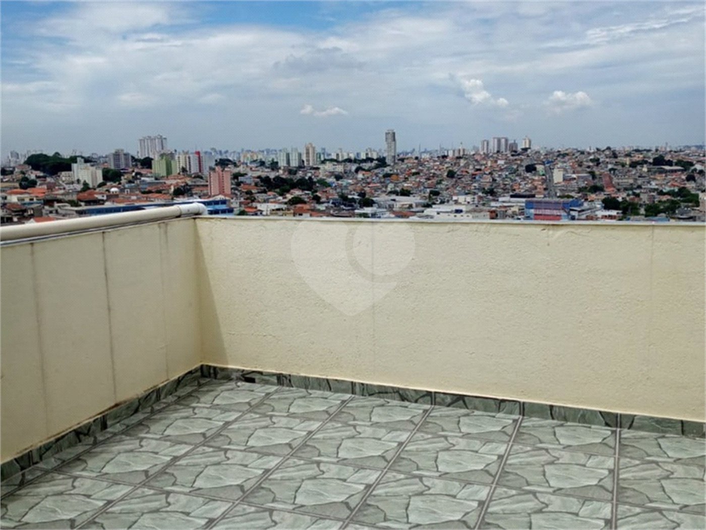 Sobrado à venda com 4 quartos, sendo 1 suíte, em Horto Florestal, São Paulo, SP