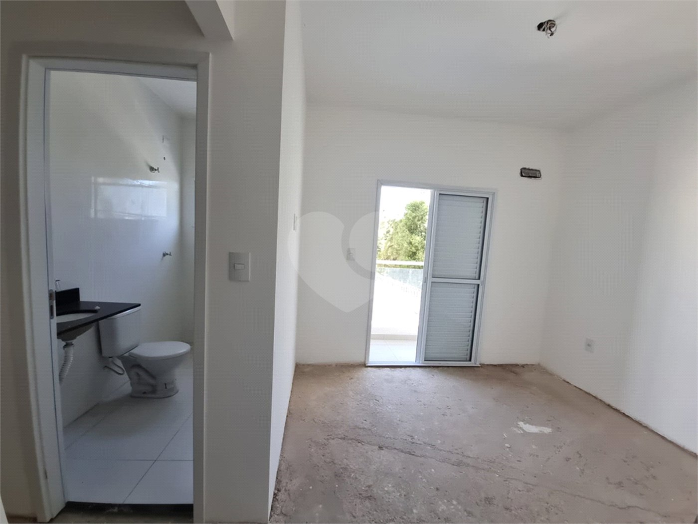 Casa à venda com 2 suítes no condomínio Residencial Américo Figueiredo, Sorocaba - SP