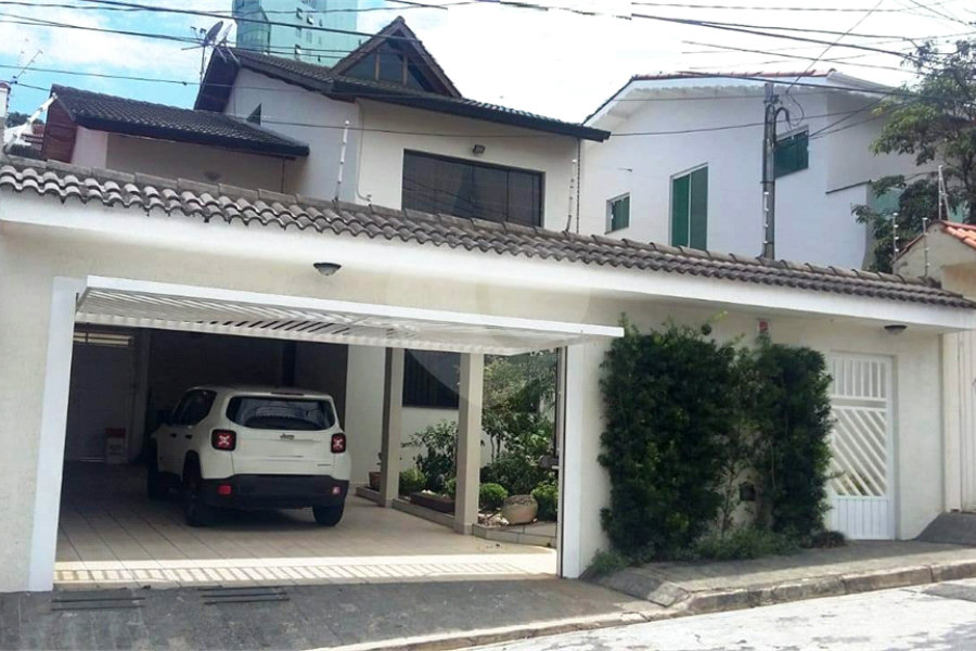 Sobrado à venda com 3 suítes em Jardim Franca, São Paulo, SP