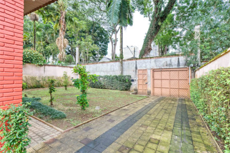 Casa à venda com 3 quartos, sendo 2 suítes, em Alto da Boa Vista, São Paulo, SP
