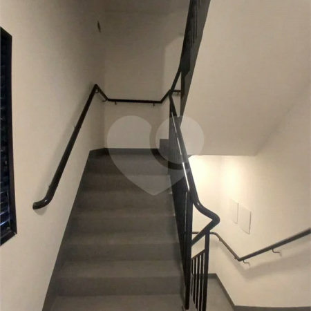 Casa à venda com 2 quartos no condomínio Sintra, São Paulo - SP