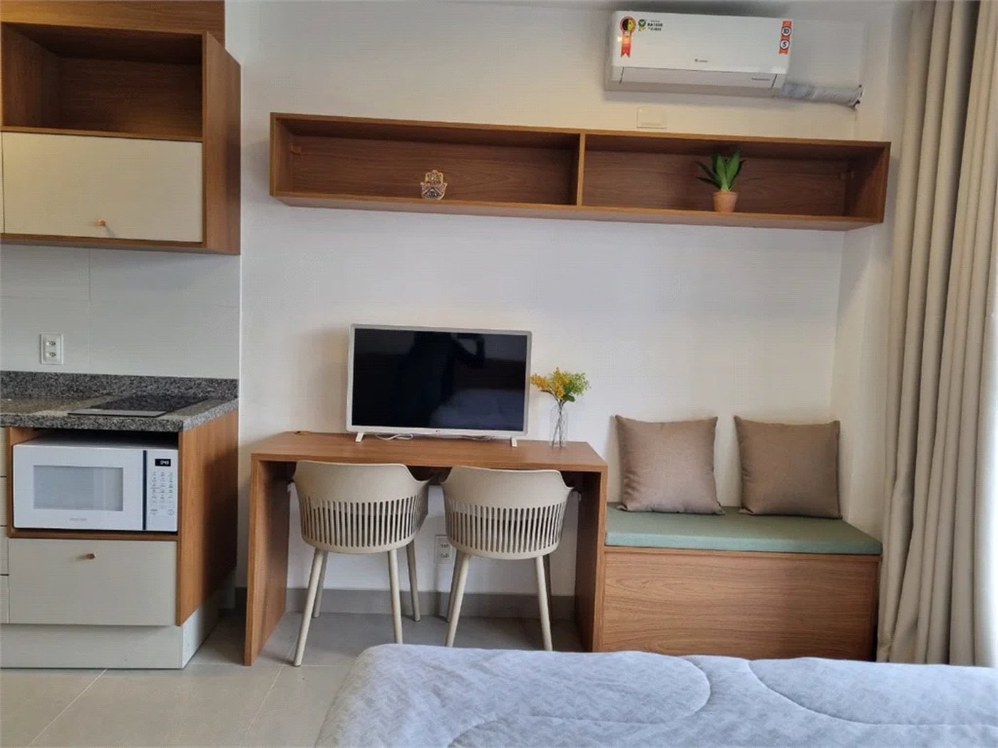 Apartamento à venda ou para alugar com 1 quarto em Pinheiros, São Paulo, SP