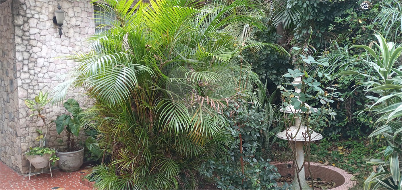 Casa à venda com 4 quartos em Jardim da Glória, São Paulo, SP