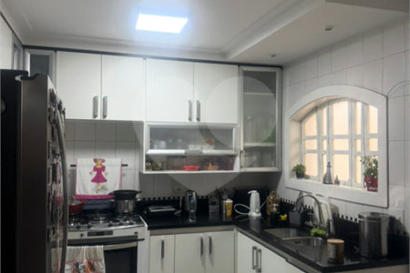 Sobrado à venda com 4 quartos, sendo 1 suíte, em Planalto Paulista, São Paulo, SP
