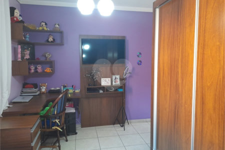 Sobrado à venda com 3 quartos, sendo 1 suíte,  em Vila Medeiros, São Paulo, SP