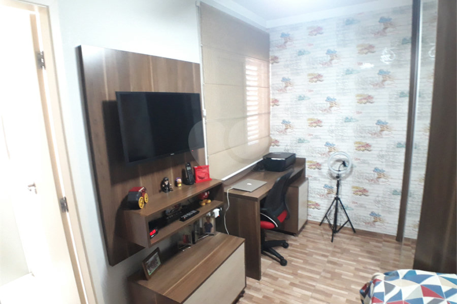 Sobrado à venda com 3 suítes em Vila Medeiros, São Paulo, SP