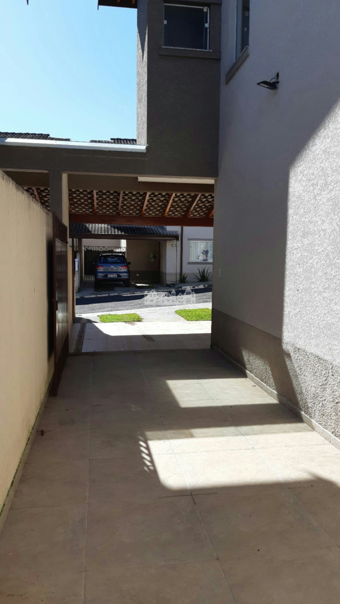 Casa à Venda no Condomínio Villaggio Siriema II – Conforto e Segurança em Atibaia