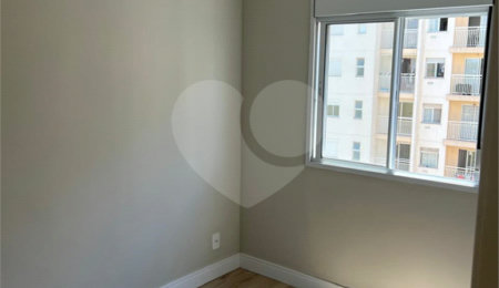 Apartamento à venda com 2 quartos em Parque Imperial, Ferraz de Vasconcelos, SP