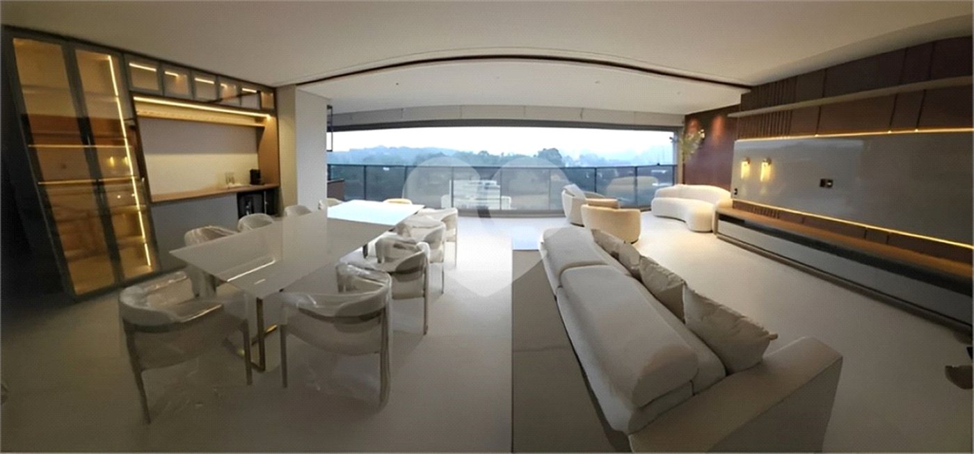 Apartamento à venda com 3 suítes em Jardim Morumbi, São Paulo, SP