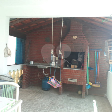 Casa à venda com 4 quartos, sendo 2 suítes, em Jardim Rosina, São Paulo, SP