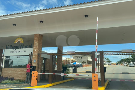 Casa à venda com 3 quartos, sendo 1 suíte, no condomínio Residencial Villagio Wanel, Sorocaba - SP
