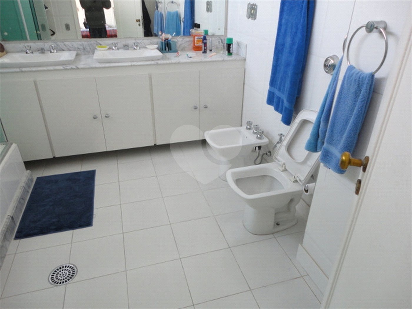 Apartamento para alugar com 3 suítes em Jardim América, São Paulo, SP