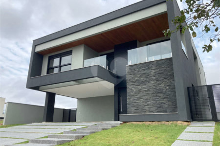 Casa à venda com 5 suítes no condomínio Alphaville 1, São José dos Campos - SP