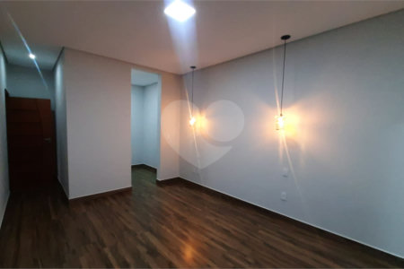 Casa à venda com 3 quartos, sendo 1 suíte, no condomínio Park Gran Reserve, Indaiatuba - SP