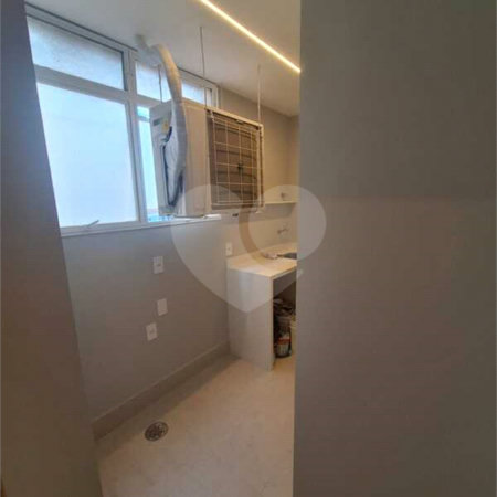 Apartamento à venda com 3 quartos, sendo 1 suíte, em Itaim Bibi, São Paulo, SP