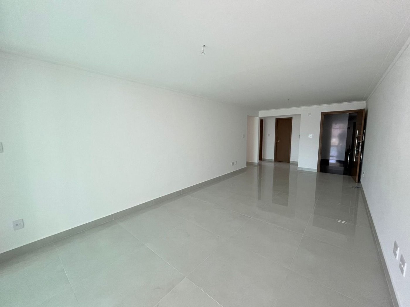 Apartamento Garden de Alto Padrão na Quadra da Praia – Exclusividade e Sofisticação na Aparecida, Santos