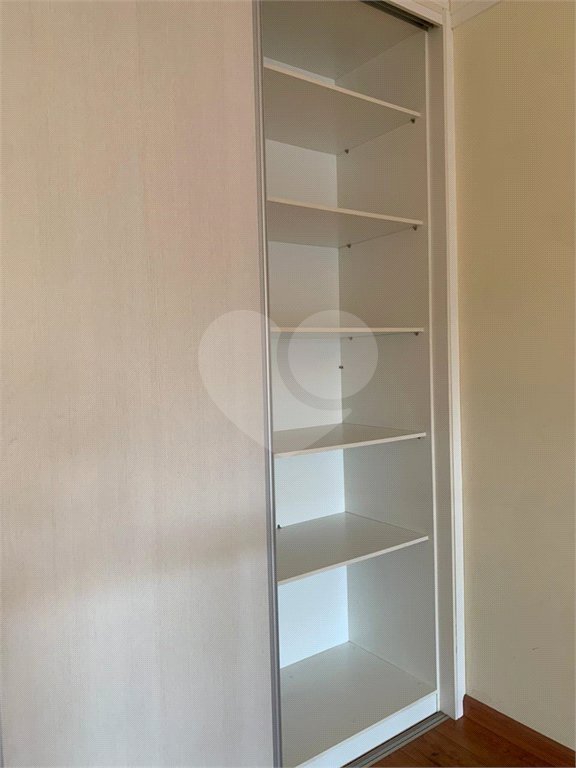 Casa à venda ou para alugar com 4 quartos, sendo 2 suítes, no condomínio Tereza Cristina, Jundiaí - SP