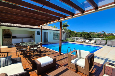 Casa à venda com 6 quartos, sendo 4 suítes, em Ferradura, Armação dos Búzios, RJ