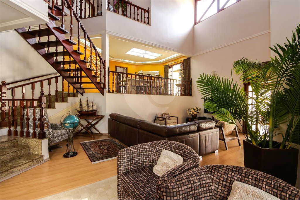 Casa à venda com 5 quartos, sendo 3 suítes, em City América, São Paulo, SP