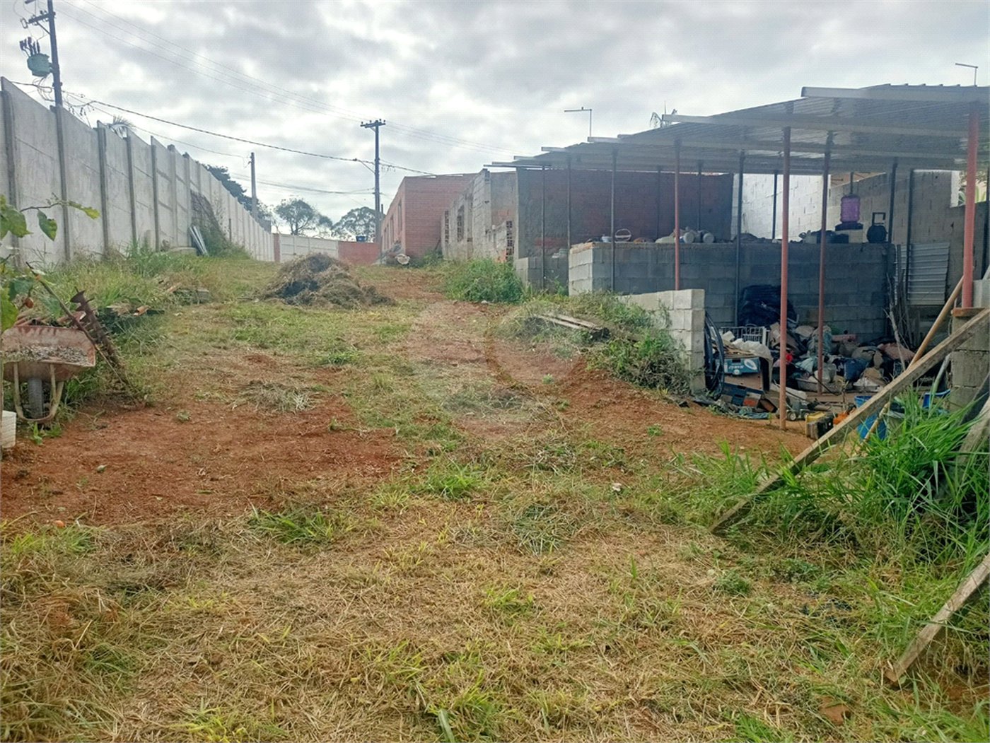 Chácara à venda com 2 quartos em Chácaras Ceres, Suzano, SP