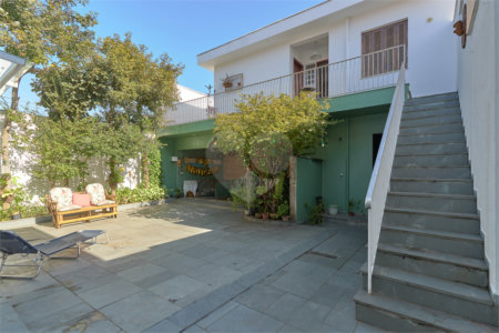 Casa à venda com 4 quartos, sendo 2 suítes, em Brooklin, São Paulo, SP