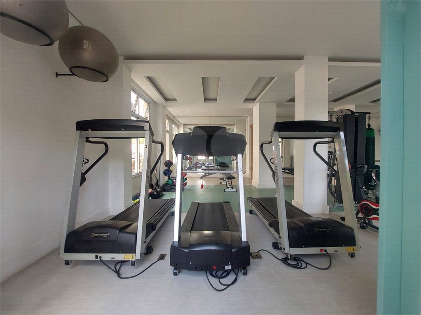 Apartamento à venda com 3 quartos, sendo 1 suíte,  em Vila Leopoldina, São Paulo, SP