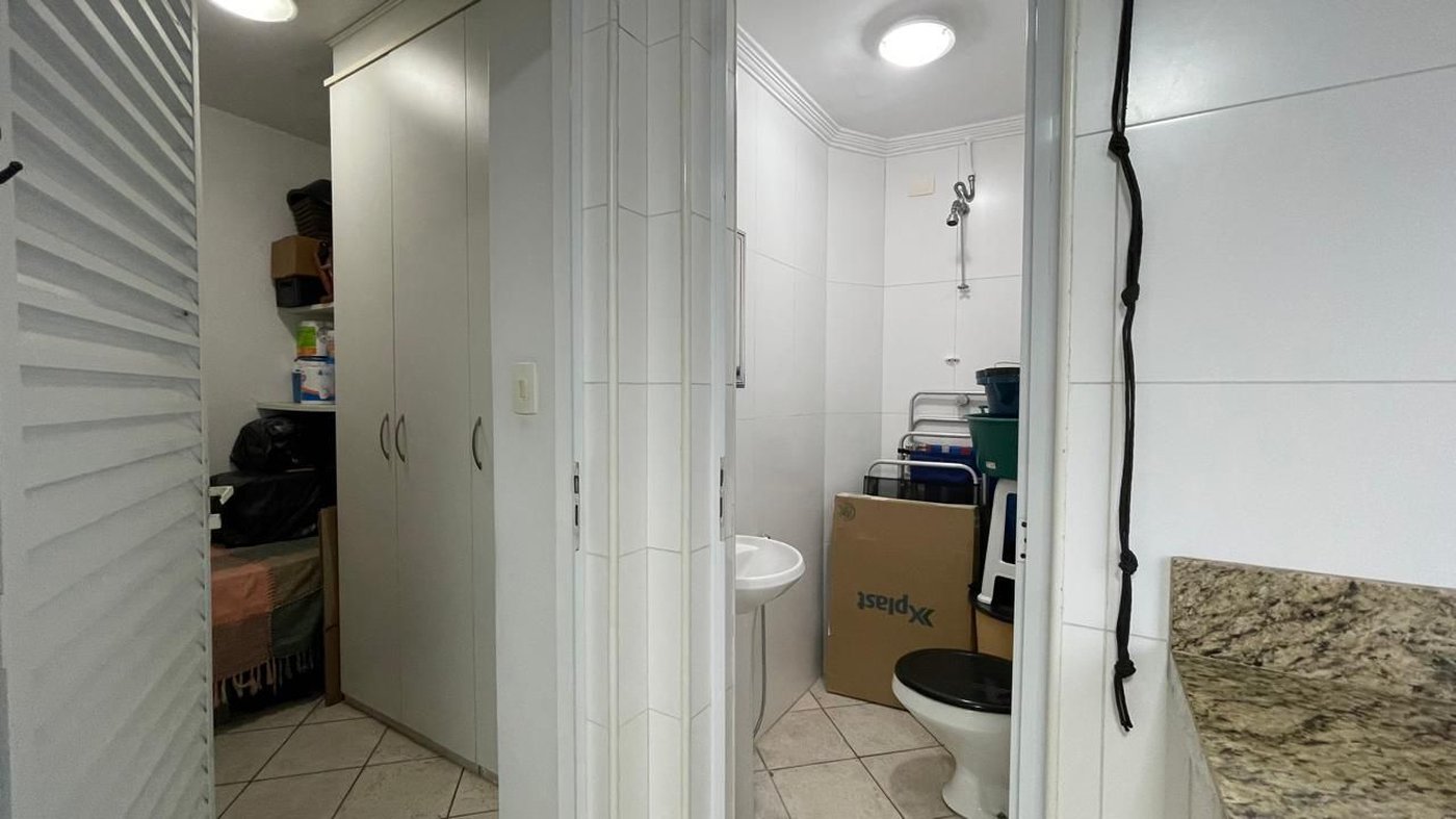Apartamento com 3 dormitórios frente a praia à venda, 161 m² por R$ 2.200.000 - Gonzaga - Santos/SP