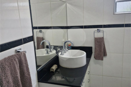CASA NA ACLIMAÇÃO